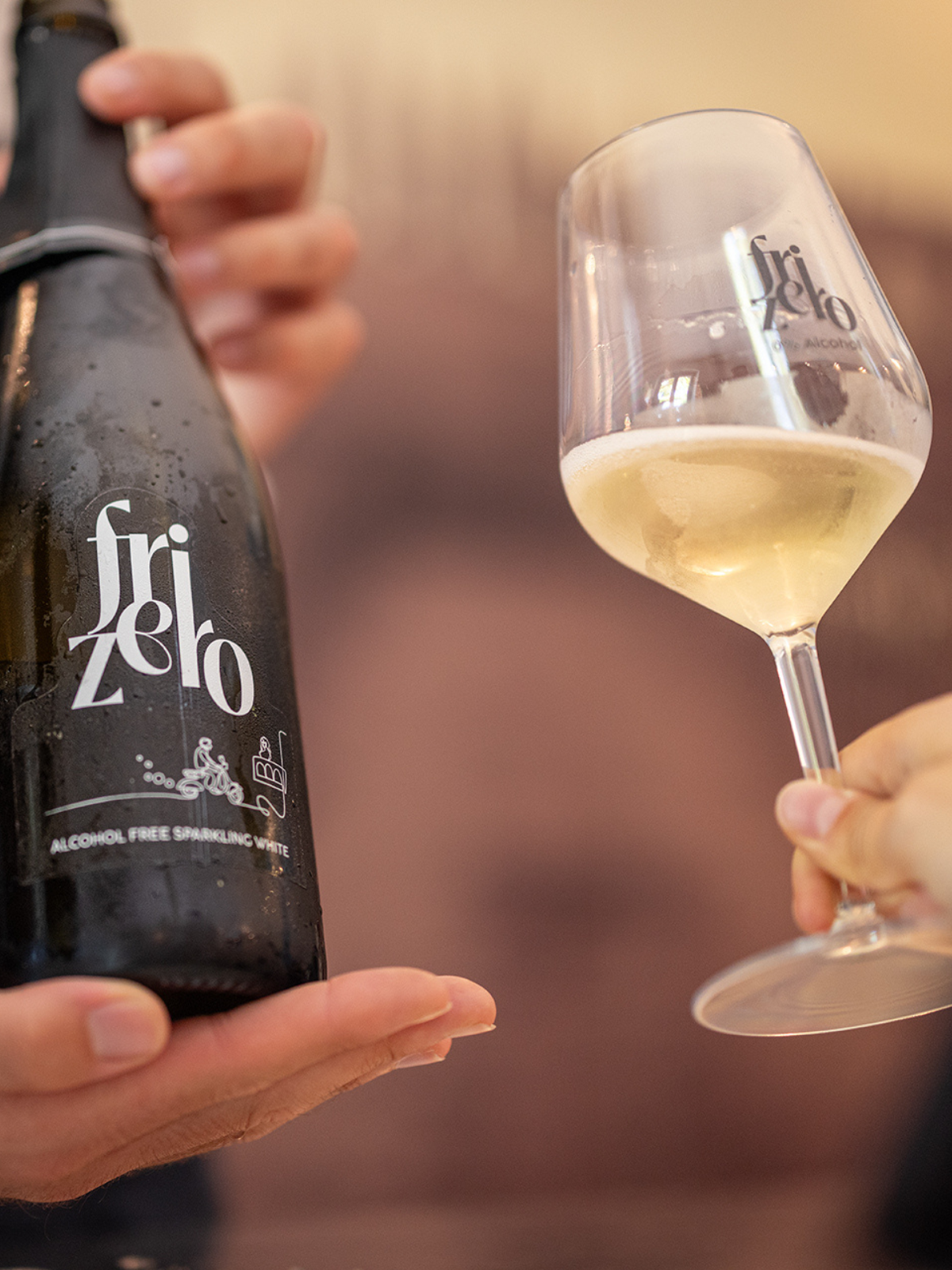 Frizero Romeo Bianco – Italian 0% Alcohol Sparkling White Wine (case of 6 bottles)